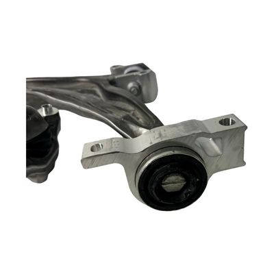 El brazo de control de piezas automáticas 32381882 32381881 para VOLVO